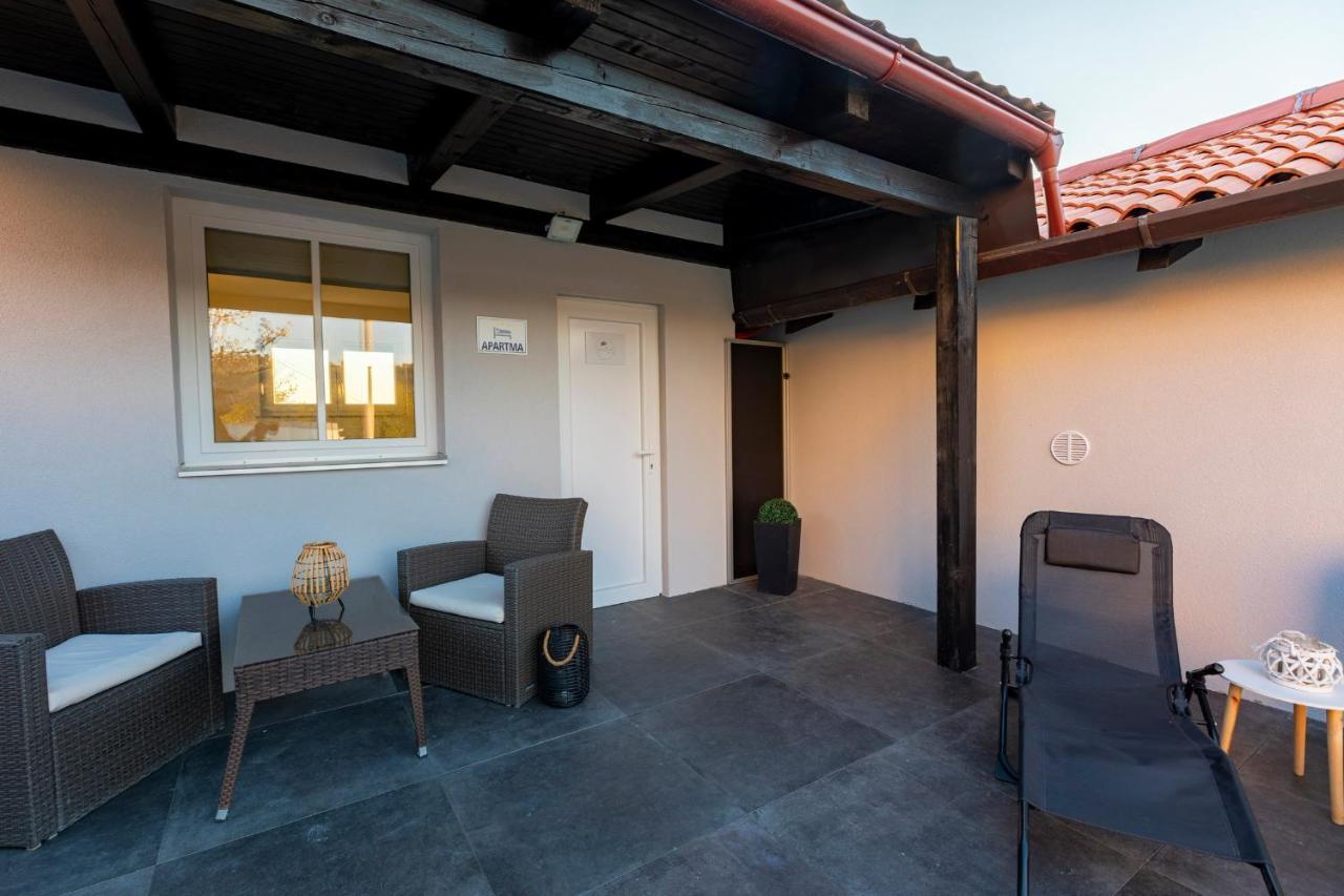 Larabella Salt Fields View Studio Portoroz Exterior photo